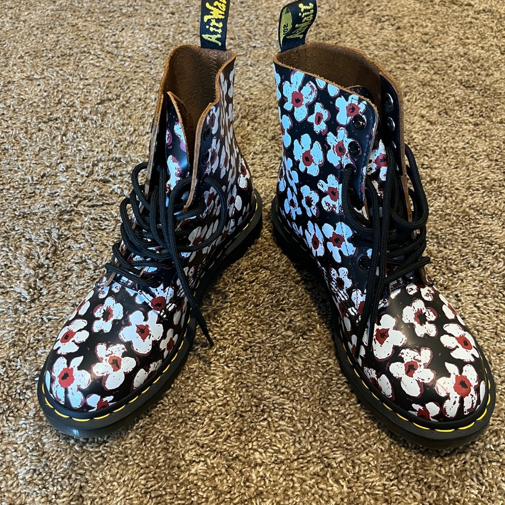 Dr. Martens Women’s 1460 Pascal Floral Combat Boots - Size 7